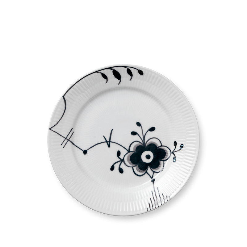 Royal Copenhagen Sort Mega Riflet Deco. Nr. 6 Tallerken 19 Cm 1 Royal Copenhagen Sort Mega Riflet Deco. Nr. 6 Tallerken 19 Cm
